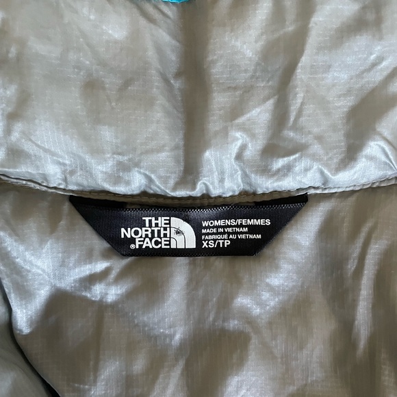 The North Face puffer/snow jacket - Picture 7 of 7